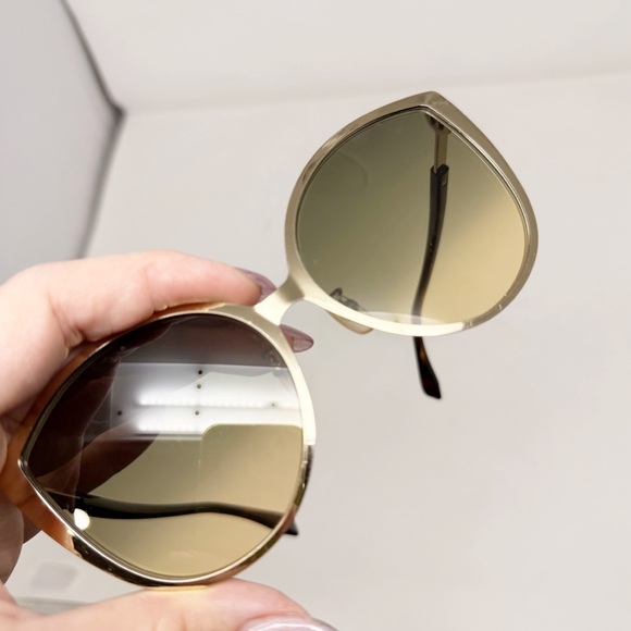 Fendi 100% Authentic Cat Eye Brown Sunglasses - Picture 5 of 8